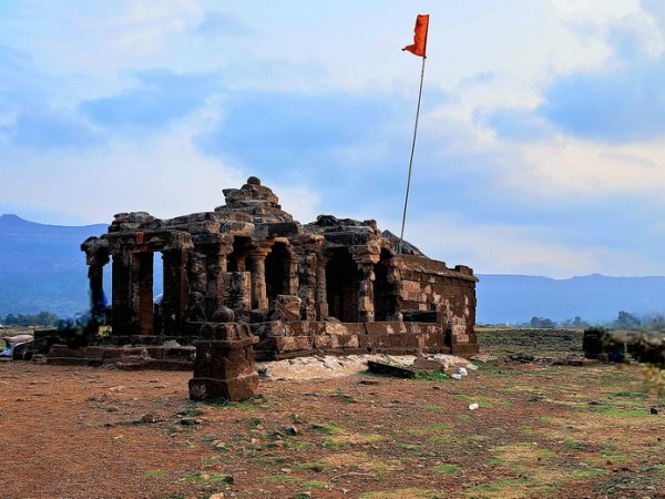 Wagheshwar – The Submerged&nbsp;Temple